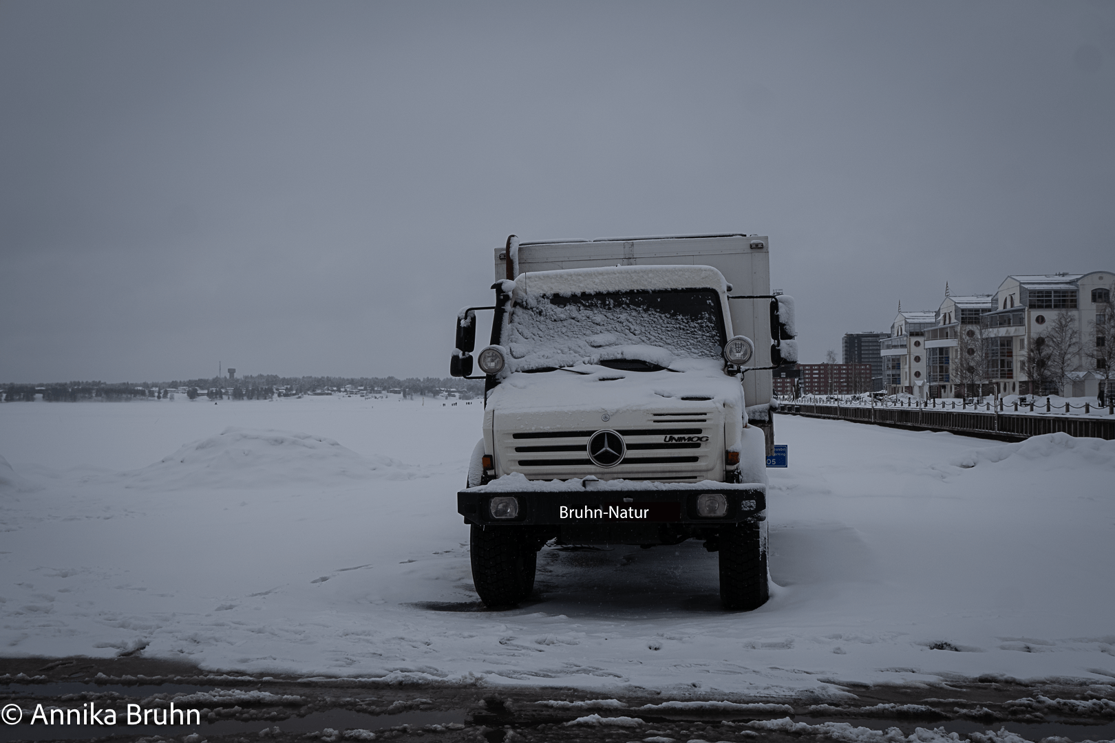 Unser Platz mit neu Schnee